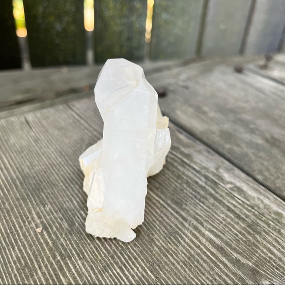 Clear Quartz Crystal Cluster Self Standing - Picture 10 of 17